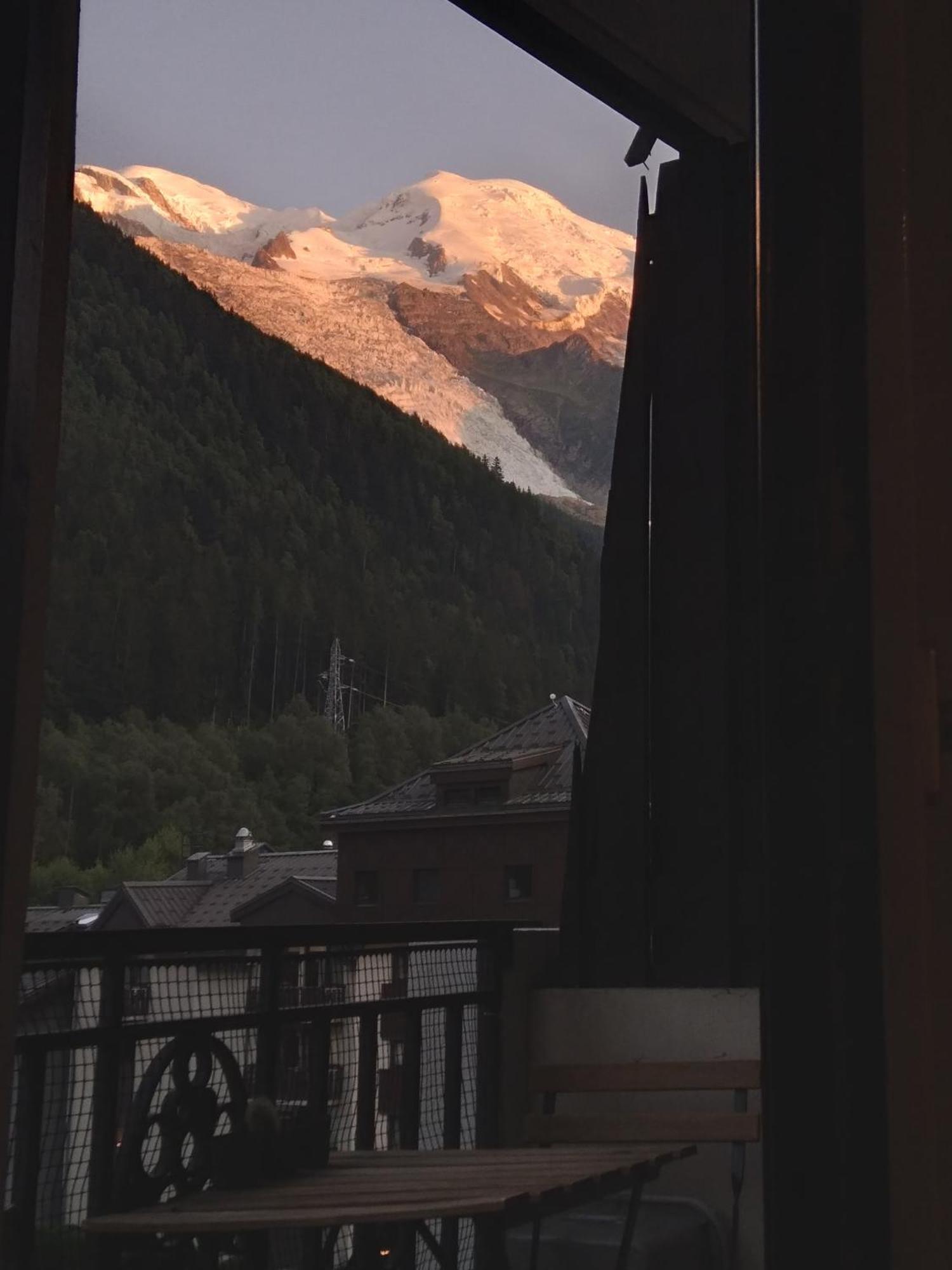Cocon Douillet Au Pied De L'Aiguille Du Midi Διαμέρισμα Σαμονί Δωμάτιο φωτογραφία